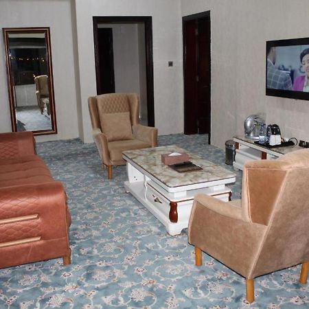 Al Salam Grand Hotel Al Buraimi Exterior foto