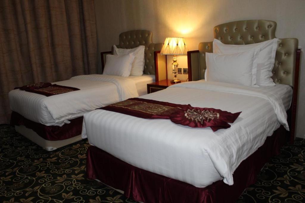 Al Salam Grand Hotel Al Buraimi Exterior foto